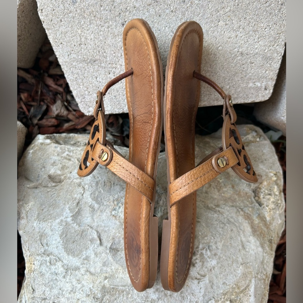Tory Burch Brown Leather Strap - Picture 5 of 10